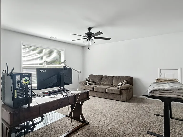 188 Hyrne Dr — Photo 31