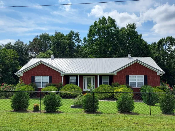 183 Taylor Ln, Lafayette, TN 37083