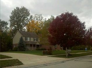 9367 Greenthread Ln, Zionsville, IN