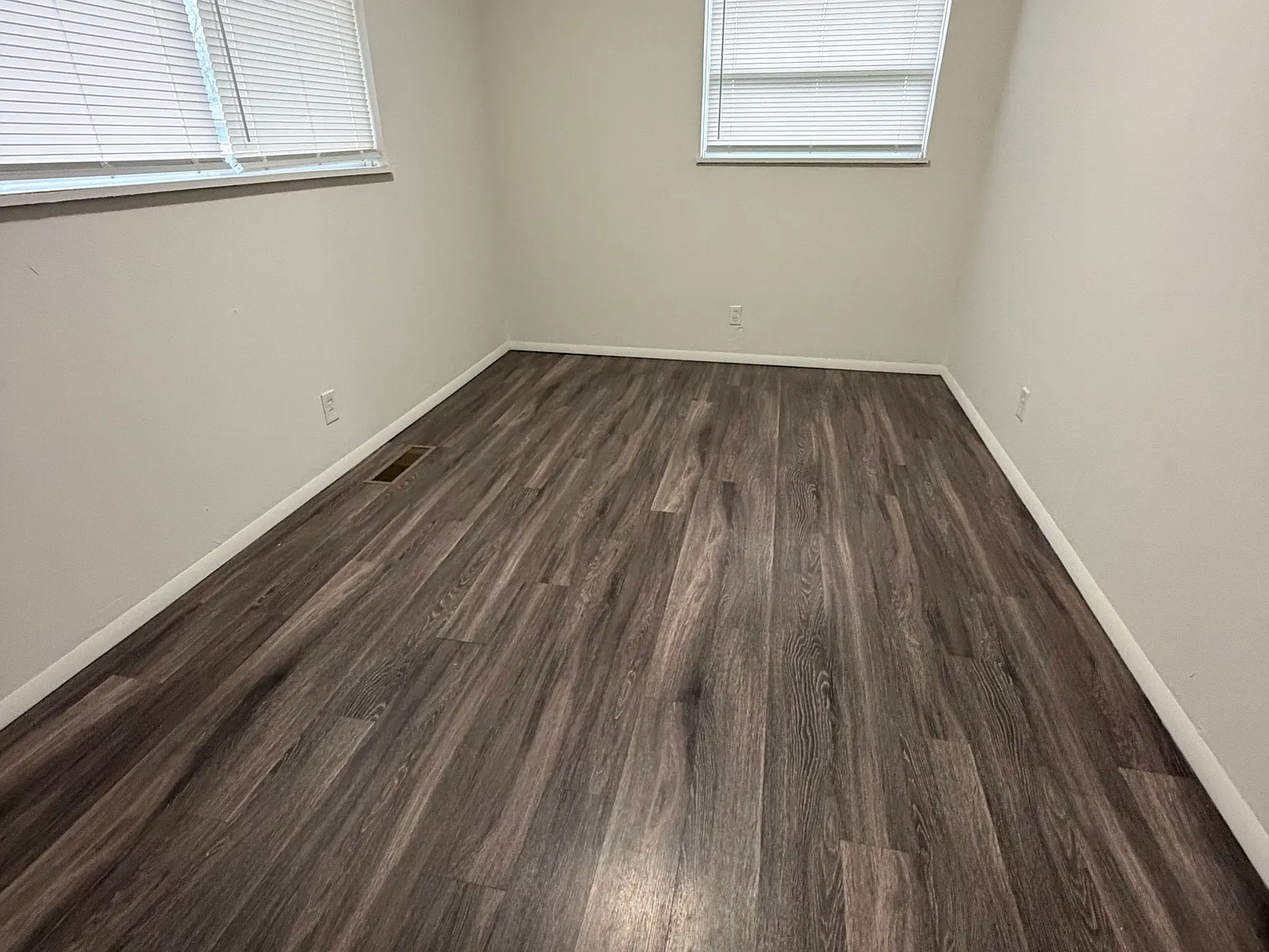 3 bed, $1,195 — Photo 4