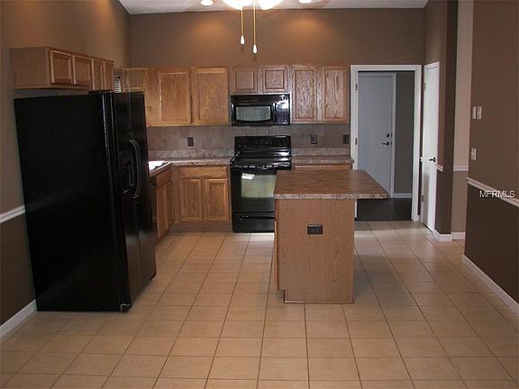 4th image of 15732 Bay Lakes Trl