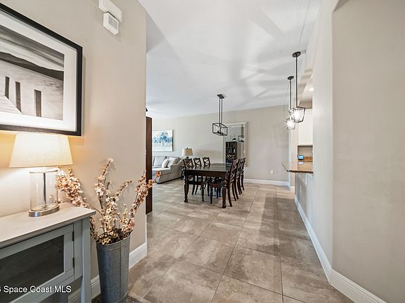 4th image of 7753 Loren Cove Dr