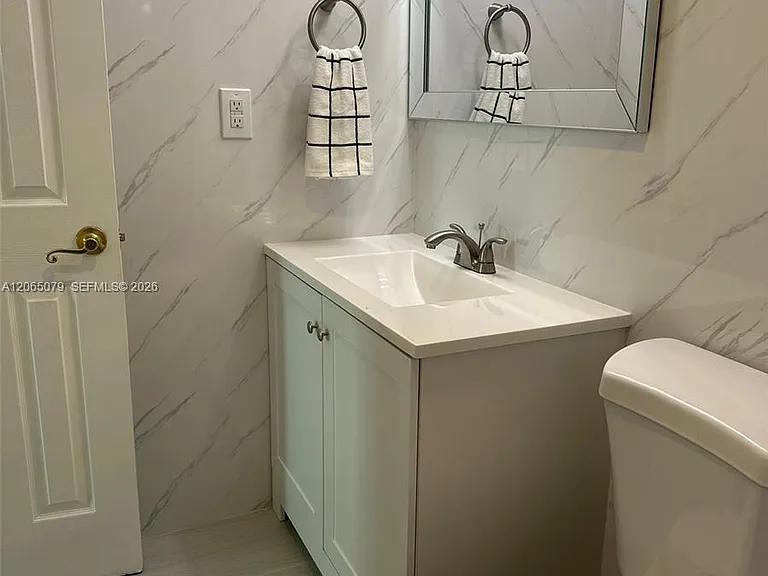 801 NW 47th Ave #608W — Photo 9