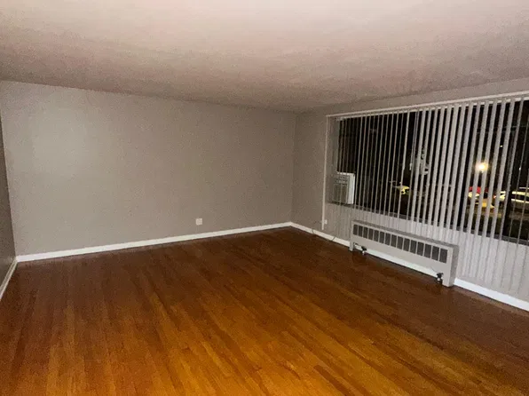 7544 N Bell Ave APT 1D, Chicago, IL 60645