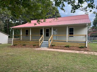 207 Walker Dr SW, Arab, AL 35016