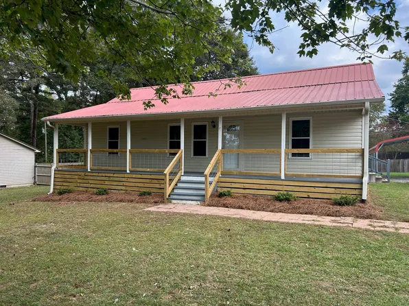 207 Walker Dr SW, Arab, AL 35016