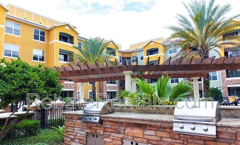 1st image of 8539 Gate Pkwy #1422