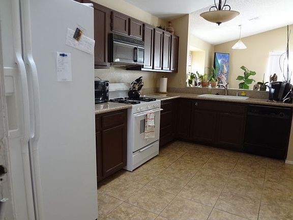 Kitchen Tile Floors