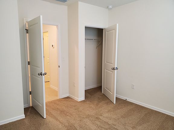 5th image of 3403 N Michener Pt