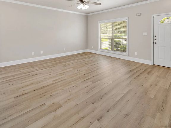 2nd image of 115 Sterling St