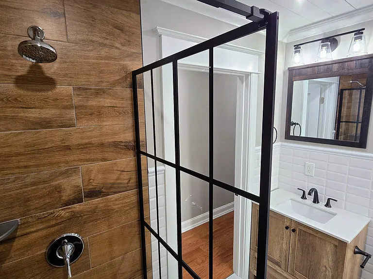 4121 Tower St — Photo 11