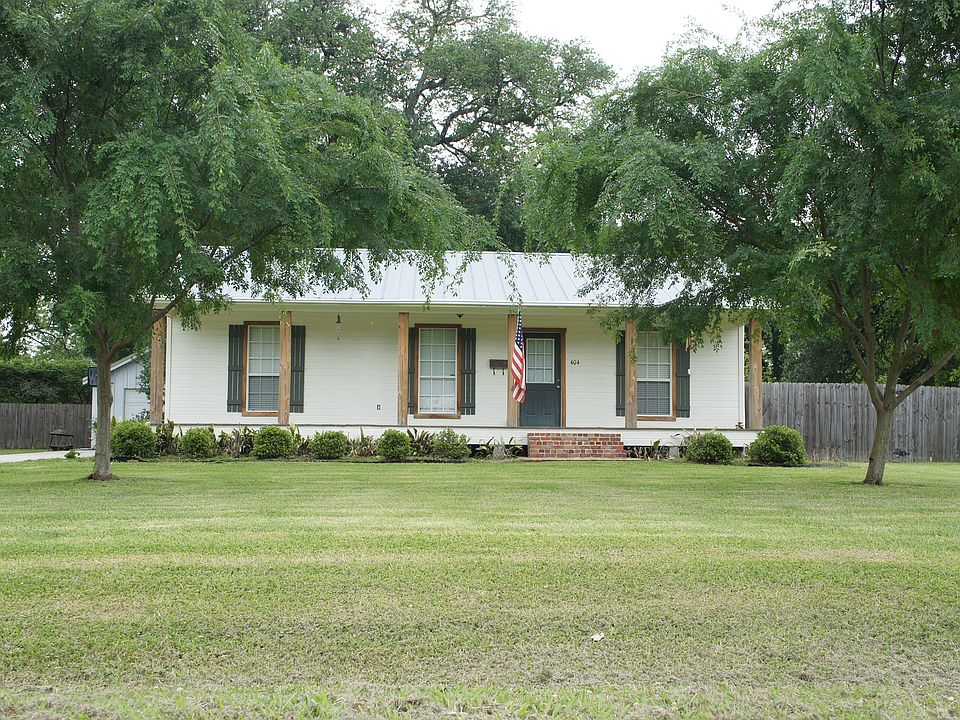 1st image of 404 Janis Street