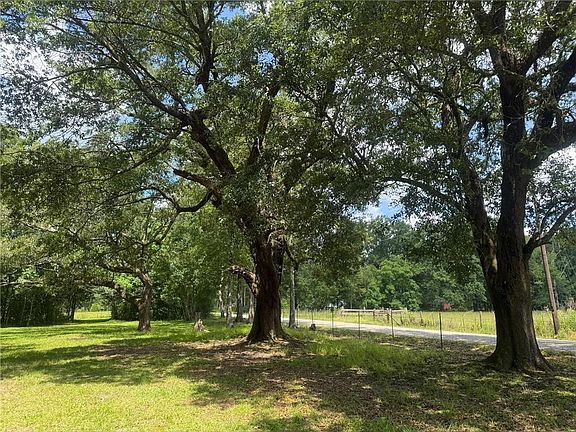 4th image of Cowart Rd