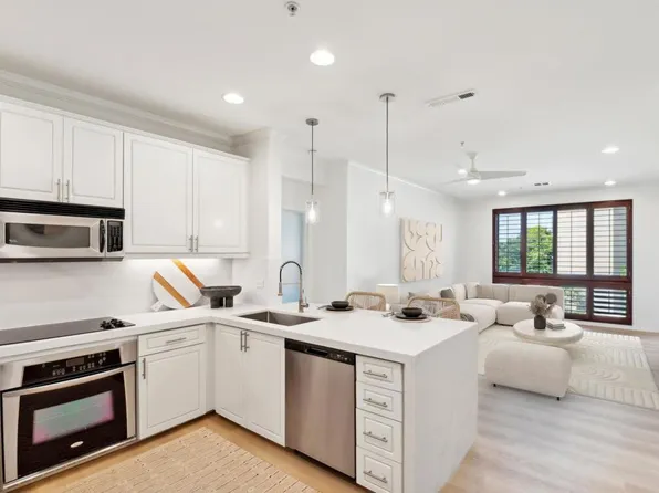 3887 Pell Pl Unit 133, San Diego, CA 92130