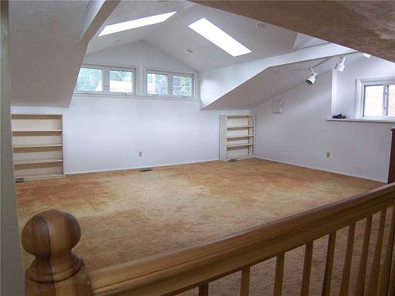 5th image of 5928 Bethel Park Dr