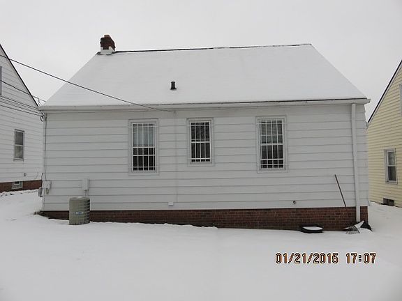 2nd image of 19249 Stockton Ave