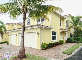 1315 Mariposa Cir #2204, Naples, FL 34105
