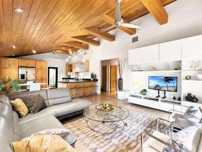 305 NE 21st Court, Fort Lauderdale, FL, 33305