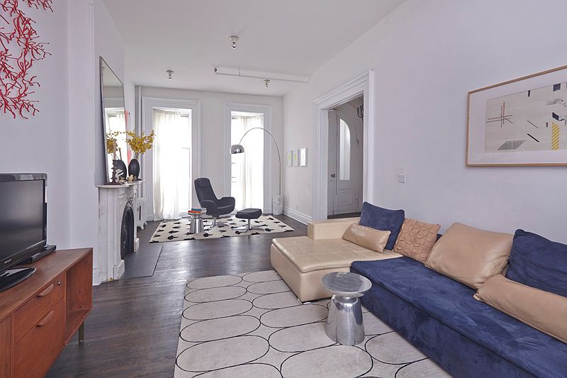 1st image of 107 Saint James Pl