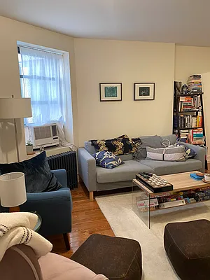 Rented by Geraldine Capasso, LREB | media 32