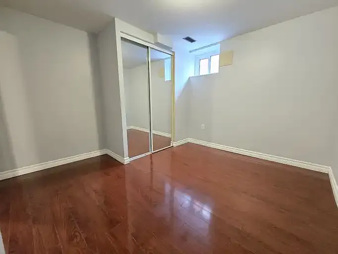 585 Montcalm Ave #2 — Photo 9