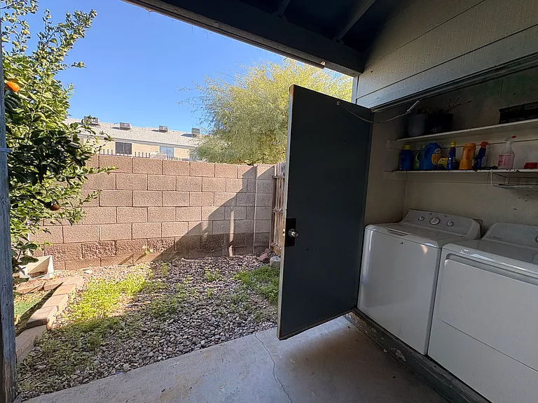 7801 N 44th Dr #1125 — Photo 12