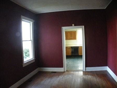 4th image of 22 Ocean Ave
