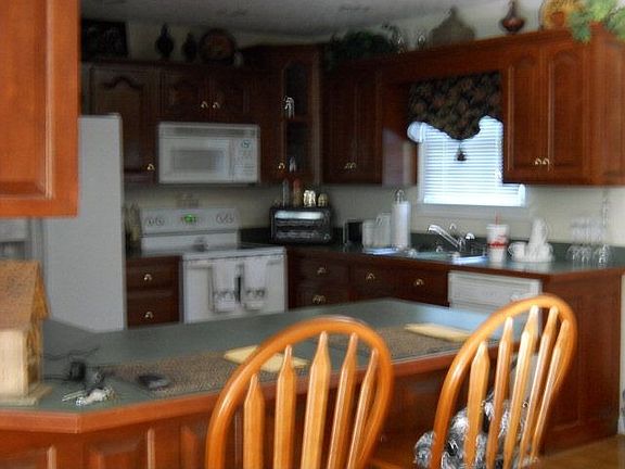 4th image of 106 Marshall Way