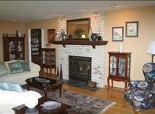 32 Ravenswood Ln, Scotch Plains, NJ 07076