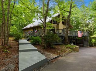 154 Wilson Ct, Lake Lure, NC 28746