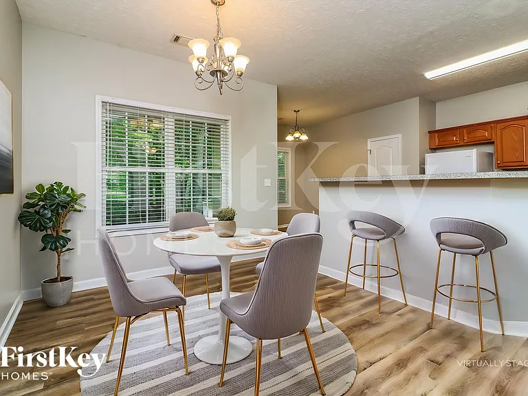 85 Meadow Spring Ct — Photo 8