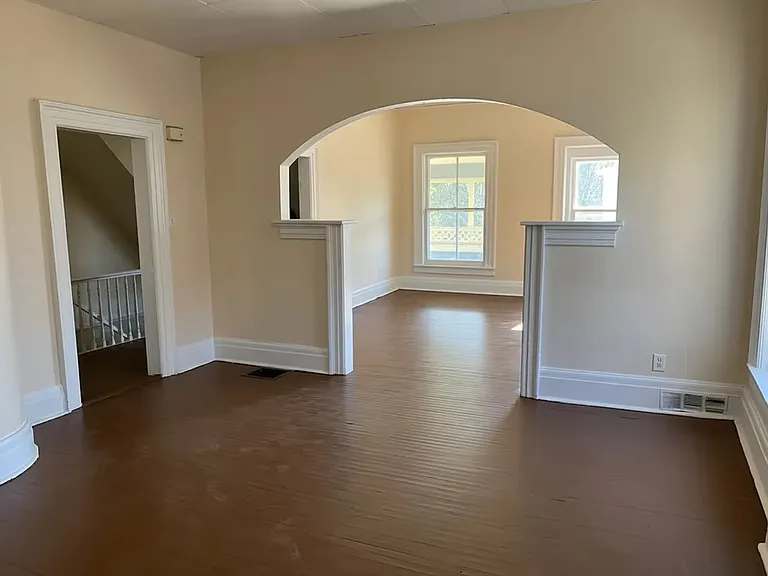 404 E Prospect Ter — Photo 13