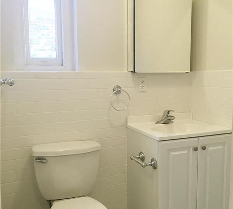 2nd image of 408 E 65th St APT 6A