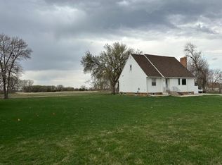 1002 High St, Rockwell City, IA 50579