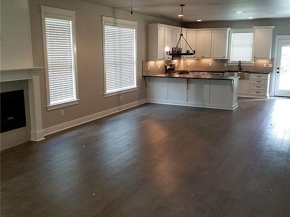 5th image of 4218 N Harbor Isle