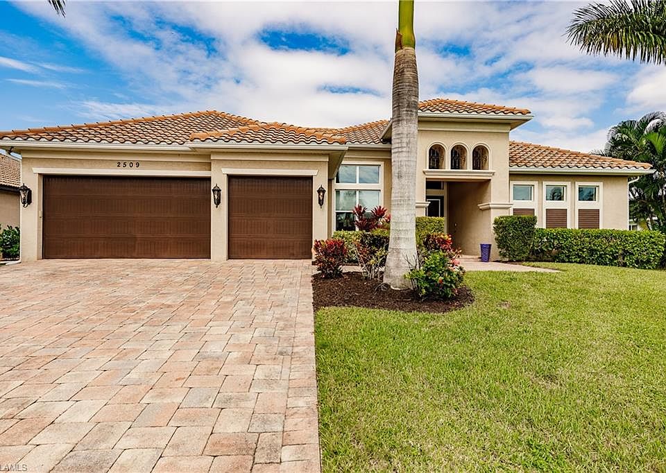 1st image of 2509 SW 53rd Ter