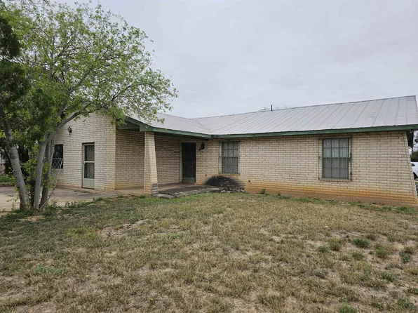 3120 E Plum St, Laredo, TX 78043