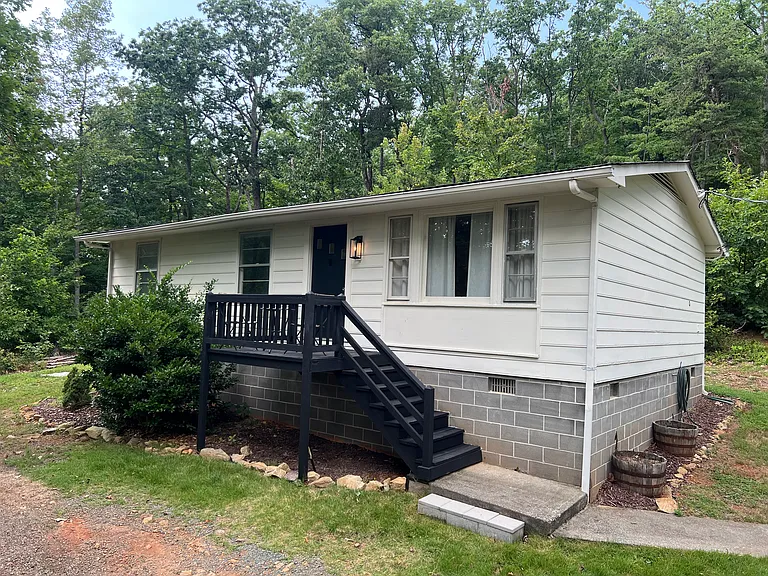 6992 Burnt Mountain Rd — Photo 2