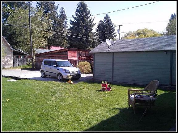 4th image of 612 W Main Ave