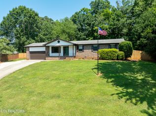 1354 Hillvale Rd, Louisville, TN 37777