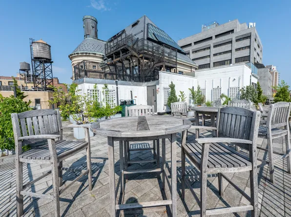 305 Second Avenue image 24 of 32