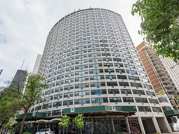 3rd image of 1150 N Lake Shore Dr #1626
