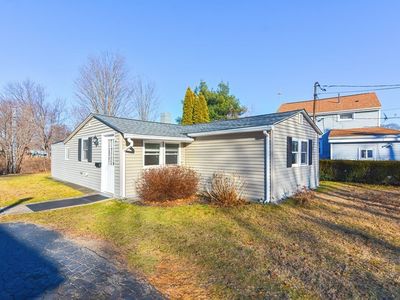 76 Dickens St, Attleboro, MA, 02703