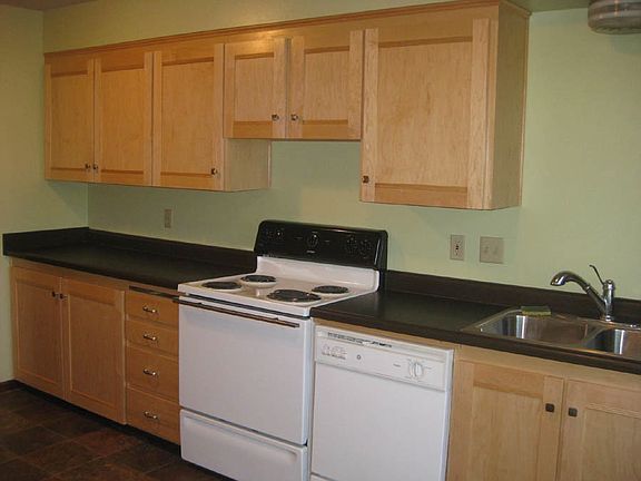 Right side of kitchen