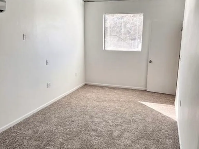 1531 Private Rd — Photo 6