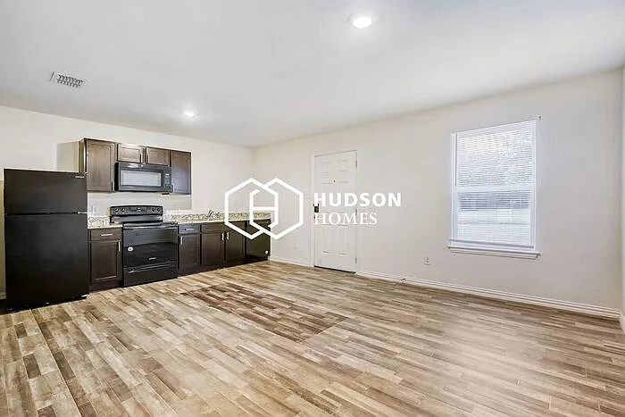 718 Garland Ave #A — Photo 8
