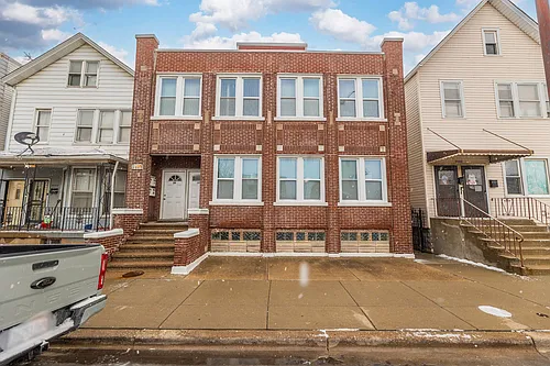 9645 S Avenue L #2F Photo 1