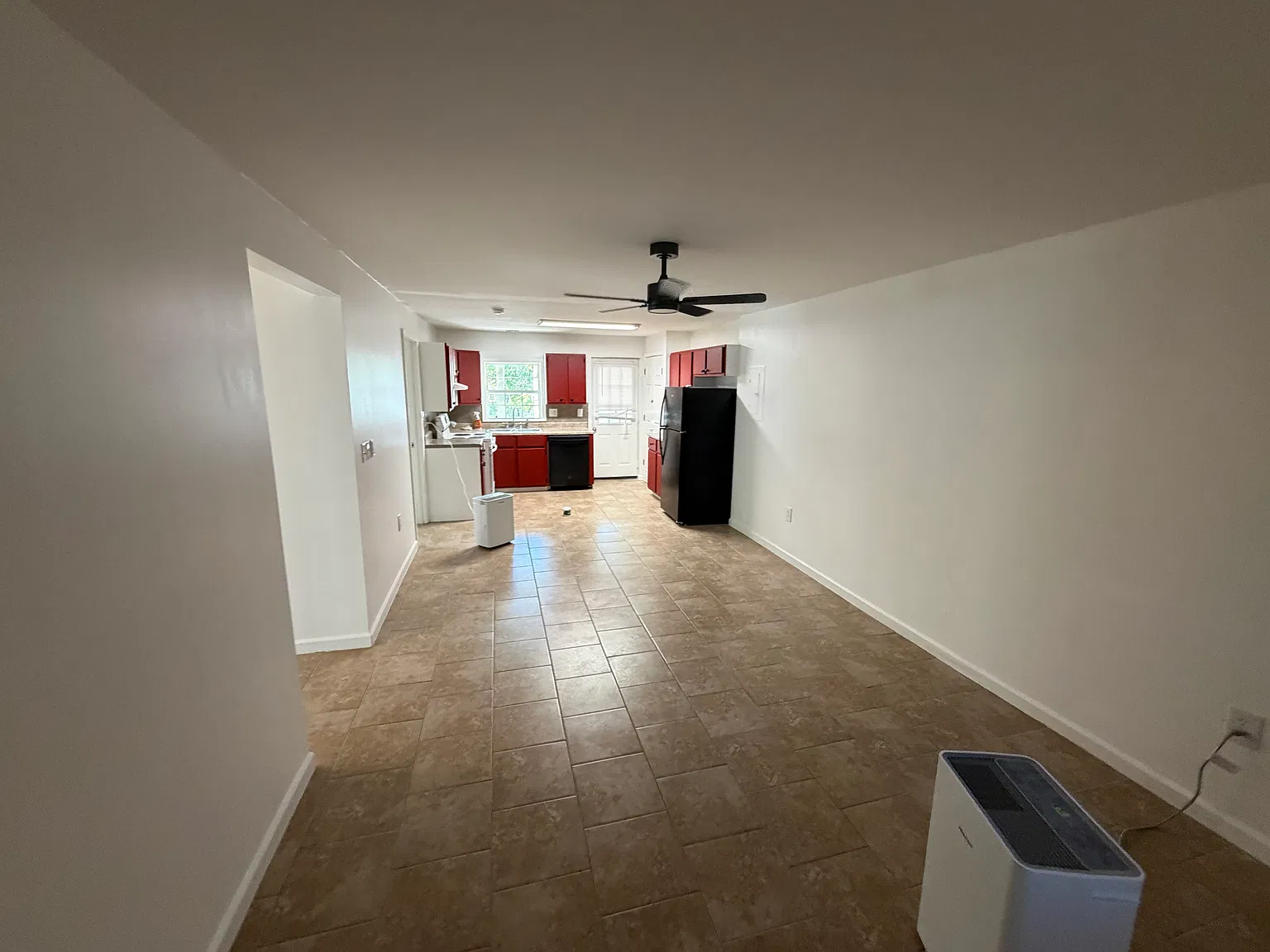 2 bed, 900 sqft, $1,650 — Photo 4