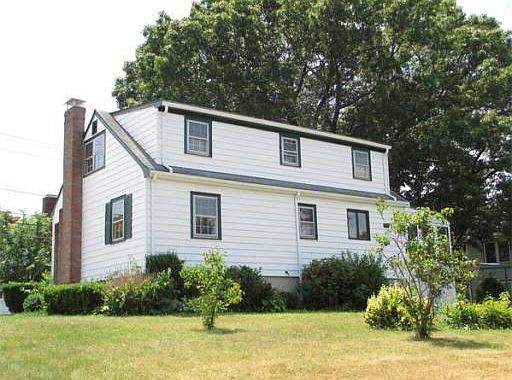 2nd image of 108 Lasell St