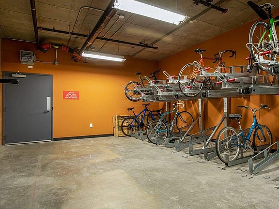 4th image of 1075 Market St #308